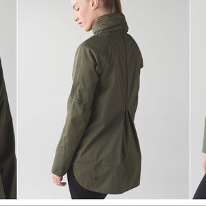 🦄Lululemon Fo Drizzle Jacket, size 6🦄